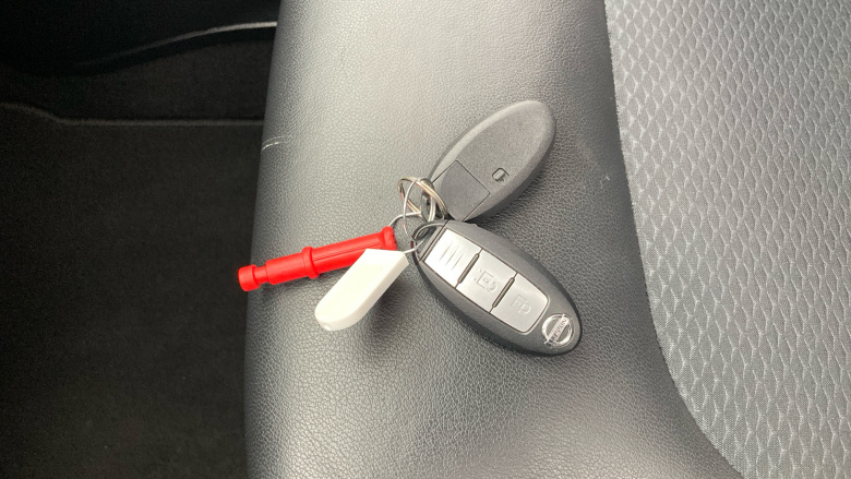 Nissan Qashqai 1.6 DiG-T Tekna 5dr Petrol Hatchback